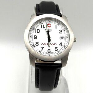 Vintage Victorinox Swiss Army Mens Field Ashland Round 38mm Mint Working